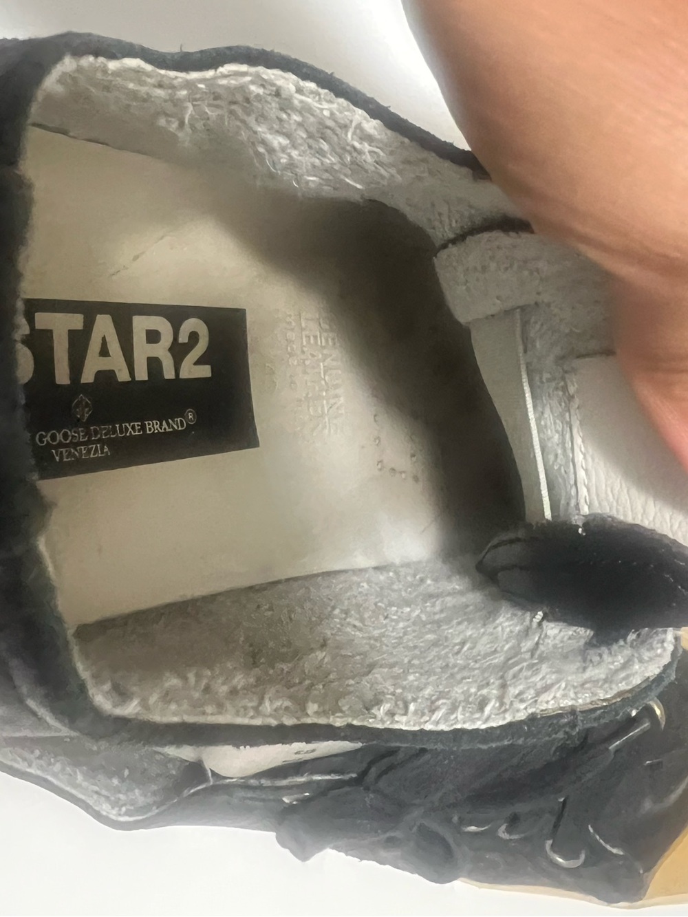 Golden Goose Vstar 2 Black Leather Sneakers with Yellowed Rubber Sole and Toe - Picture 11 of 16